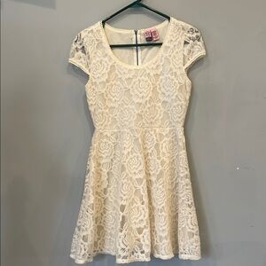 Lace Skater Dress in Cream